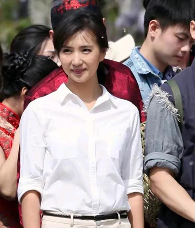 从万人迷变成教书先生，刘若英和薛佳凝早已输给了这个昔日的搭档，还有一个张延更是泯