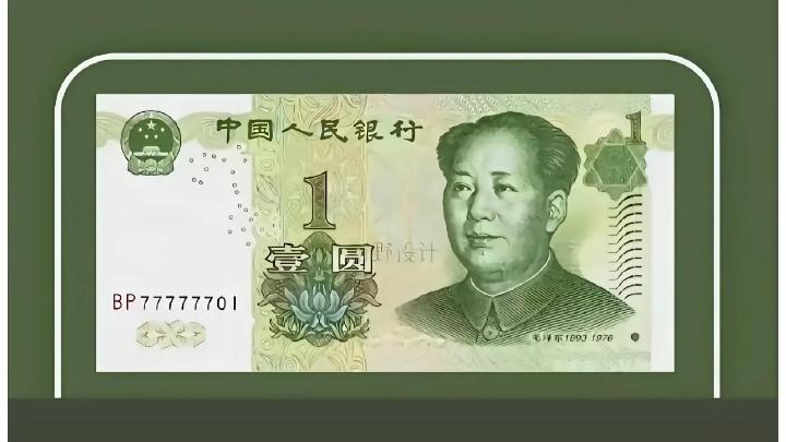 初入社会的儿女，给父母的钱与物质，坦然接受吧，无需客气。

那是孩子的心意，是感