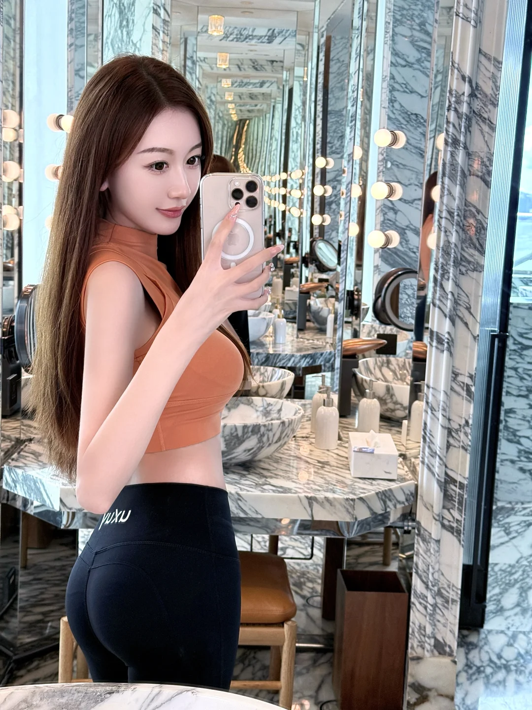 🧡🖤