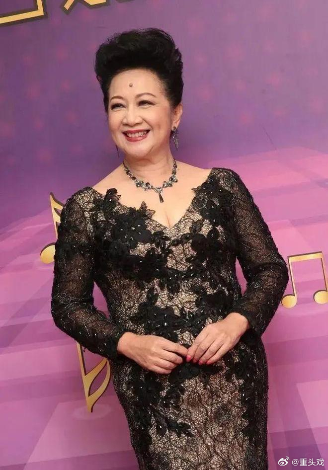 薛家燕否认被男友骗走2亿薛家燕说不会将身家全交给对方 薛家燕否认被男友骗走2亿身