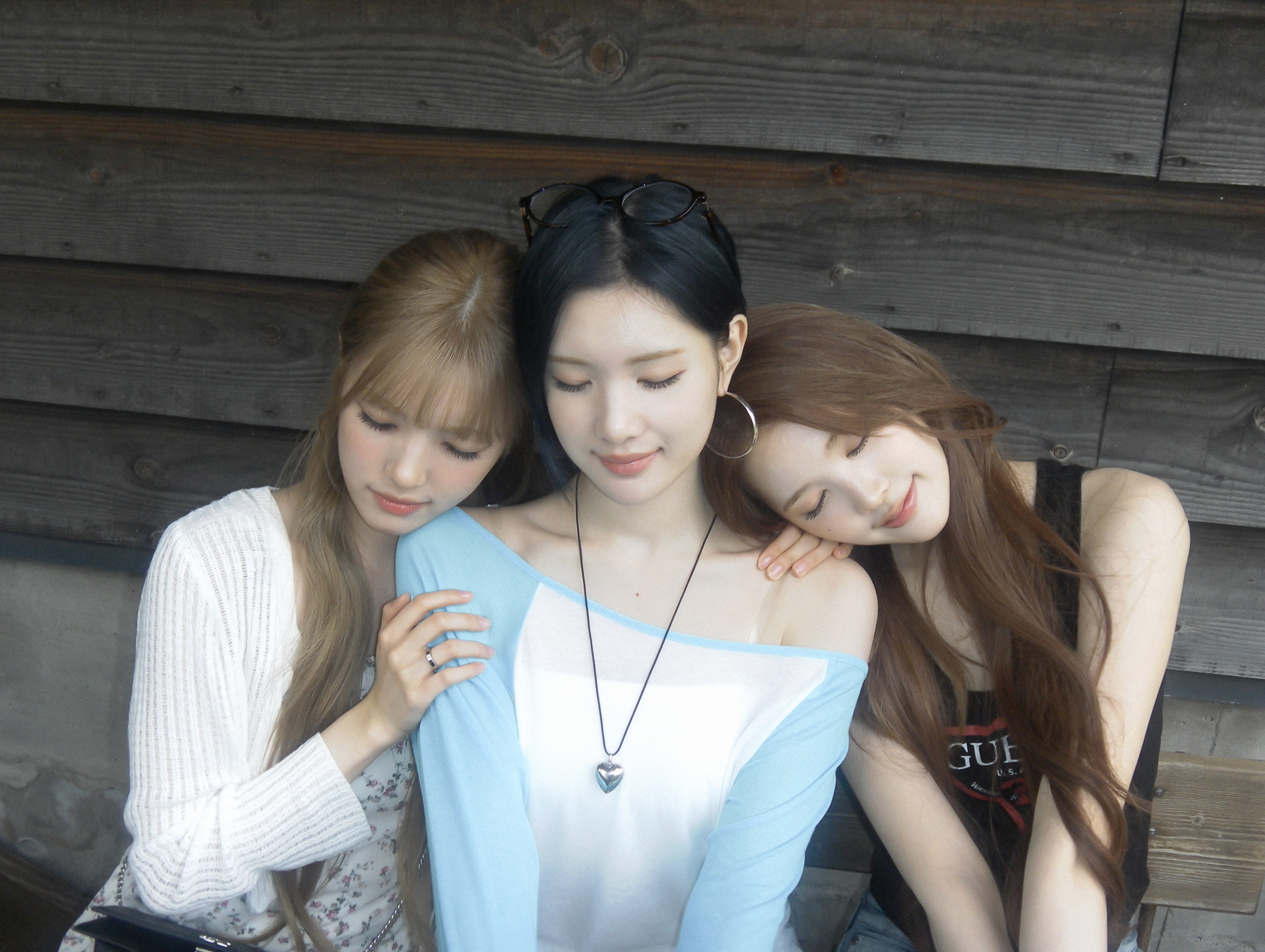 适合当做拍照借鉴的hearts2hearts 