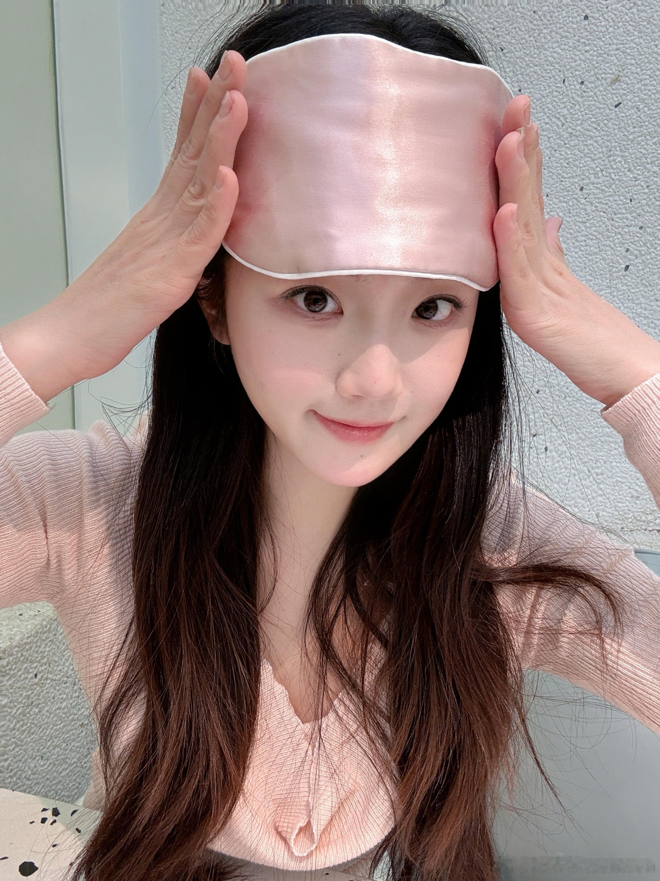 新学的妆粉粉嘟老己的冬日小确幸