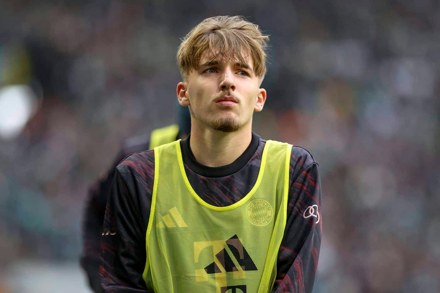 拜仁对伦纳特·卡尔非常满意，在他续约仅仅几个月后，鉴于他近期的出色表现，双方已经