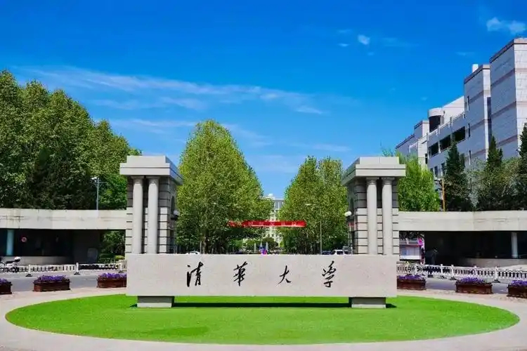 高考加油大学生喜爱内容共创计划 高考生物考完，意味着高中生涯落幕，志愿填报的关键