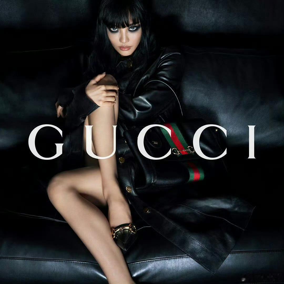 宁艺卓Gucci正季成衣广 继五月份单抗包袋广后，宁艺卓又迎来了Gucci202