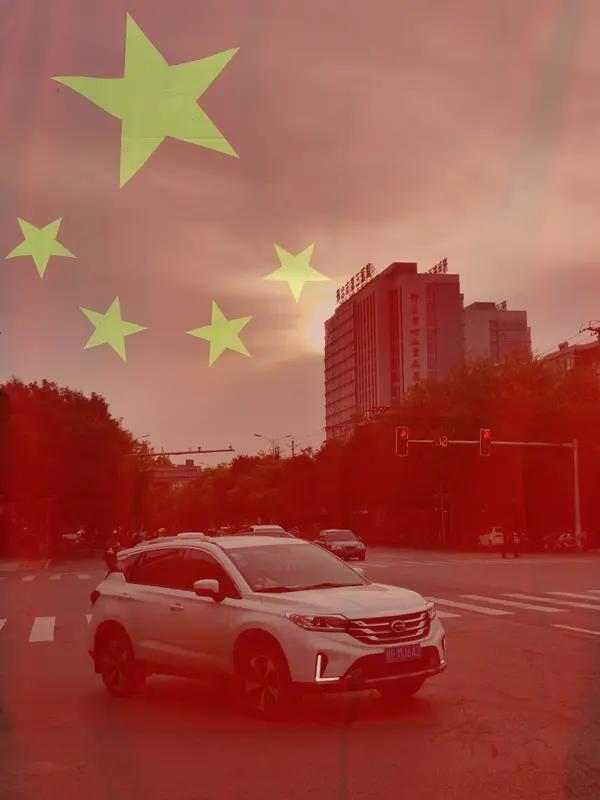 有哪些对祖国的新年祝福“何其有幸，生于华夏。愿这锦绣山河，春意盎然；愿这万家灯火