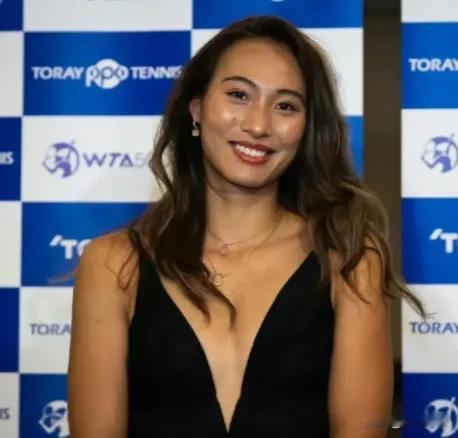 1. 郑钦文成WTA500东京站焦点：10月23日，WTA500东京站开幕，郑钦