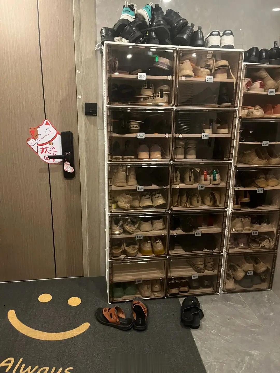 要是我家邻居这样，我就钉个鸡笼，养又鸟。 ​​​