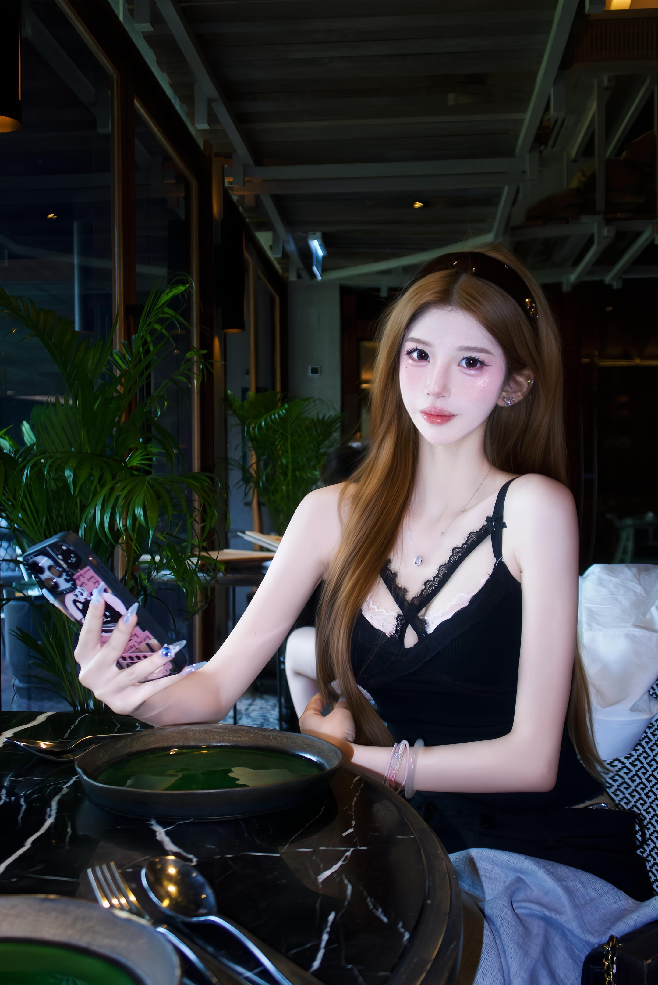 我再也不会舔你了 除非你再给我发一条消息