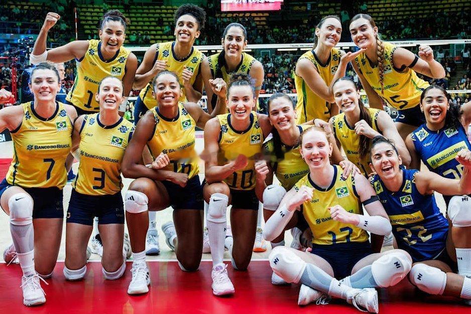 ✅巴西🇧🇷女排公布2026年VNL30人大名单：▶️二传（5人）：马克里斯，