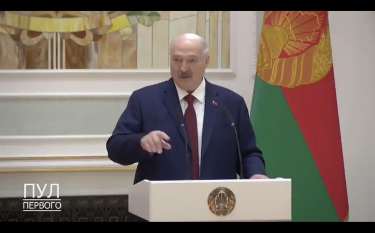 2026年是“白俄罗斯女性年”

执政三十年的白俄罗斯总统卢卡申科在三八国际妇女