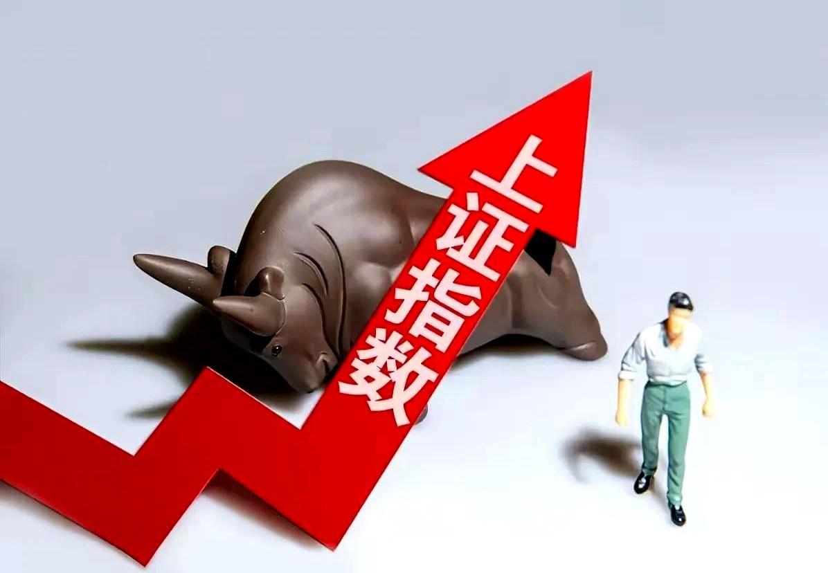 今天A股的这块盘面，差点被砸出一个自今年6月以来最难看的深坑。
上证指数盘中绿光