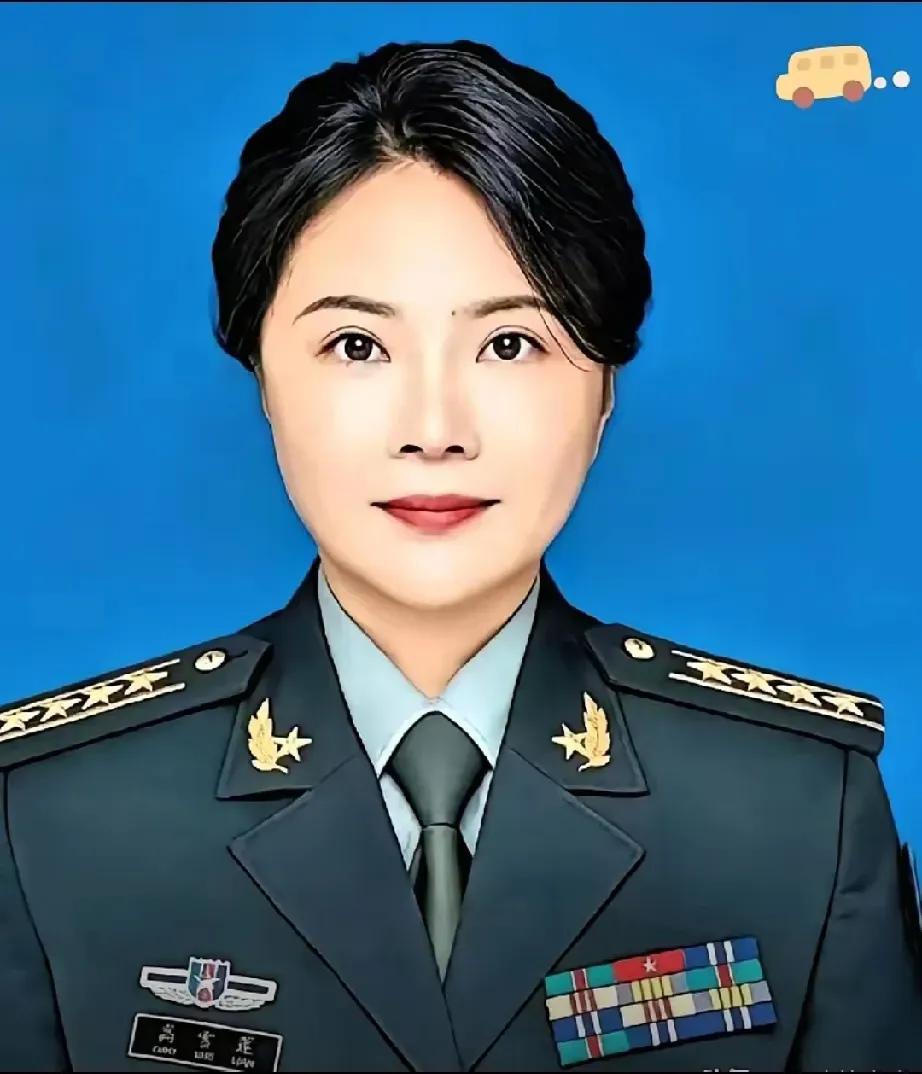 看到个军队查账的通报，惊出一身冷汗。

西部战区审计员高雪莲，绝对是个狠角色。1