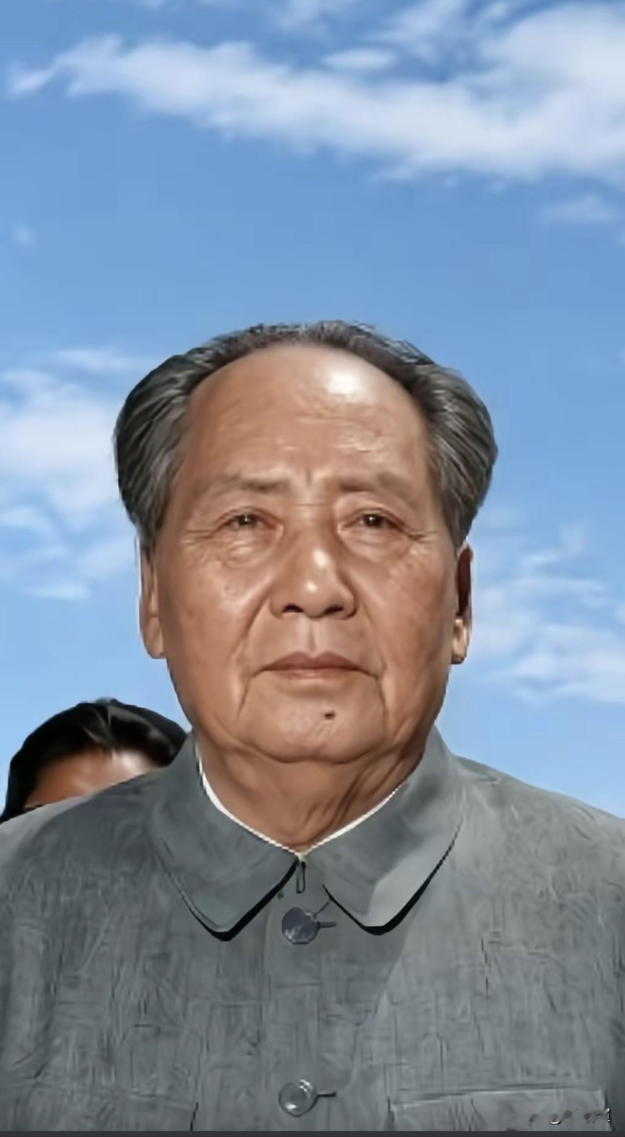 岁月侵躯犹存宏愿，丹心一片永系黎民。