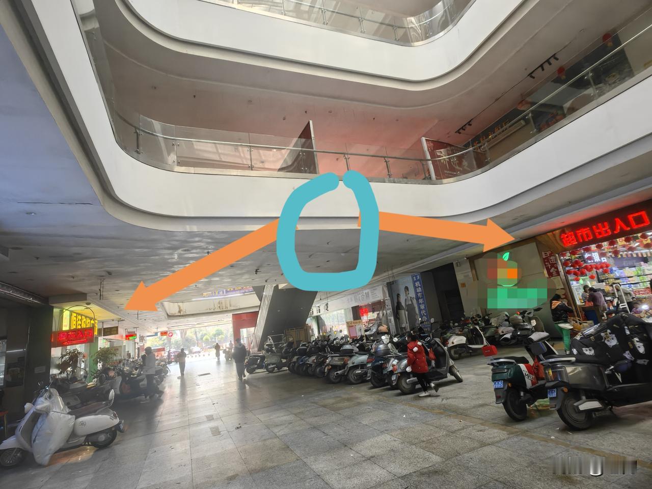 强强联手还是明争暗斗？在我旅居玉林的一小区里，竟上演了超市版“贴身较量”——小区