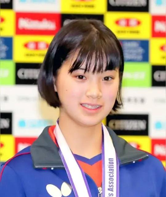 张本美和加盟成都队，少下了一步棋？日本新星张本美和加盟成都队，成为乒超的一大新闻
