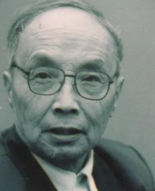 1953年，杀害江姐的凶手，黄茂才被判处枪毙，行刑时，黄茂才大喊冤枉，他大声的呼