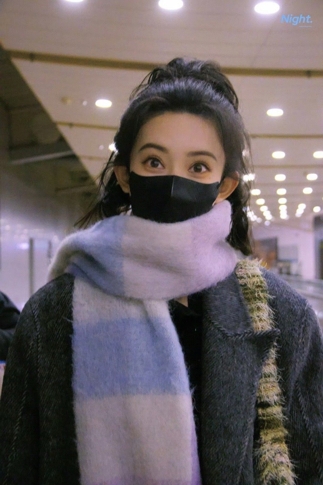 考古孟子义记得带纸  粉丝：姐姐这是我第一次来看你，孟子义：“要是认不出来你不难