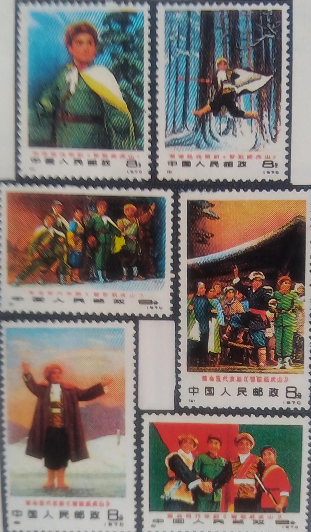 说说样板戏，1958年周总理在一次讲话中指出戏剧要走两条路，要演传统剧目，也要演