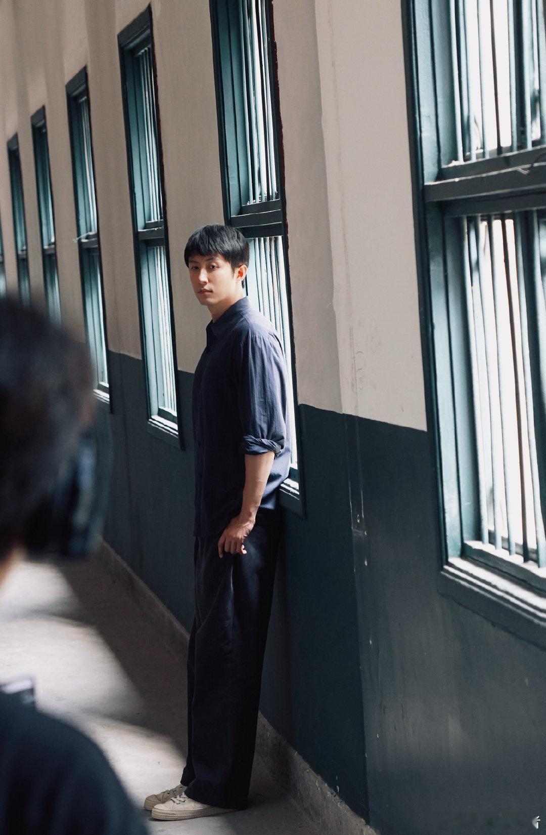 黄景瑜的剧都有一个共同点 全家老少都爱看他的剧，剧情正能量、剧情扎实不狗血，题材