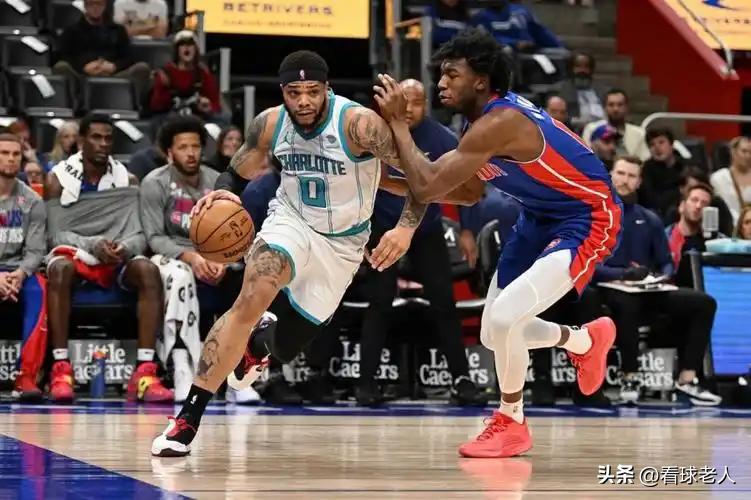 NBA战况：灰熊赢球第8升第5，森林狼崩盘掉第8，掘金快船勇士灰熊发来贺电！
骑
