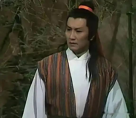 谢霆锋老爸谢贤去世了，享年89岁！

对他印象最深刻的一个角色，那就是八三版里的