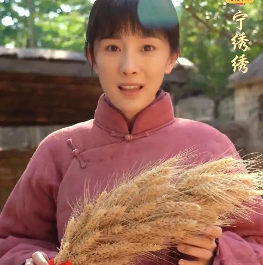 《生万物》爆了之后，杨幂可能会和赵丽颖一样陷入“无戏可拍”的状态。拍的最多的偶像