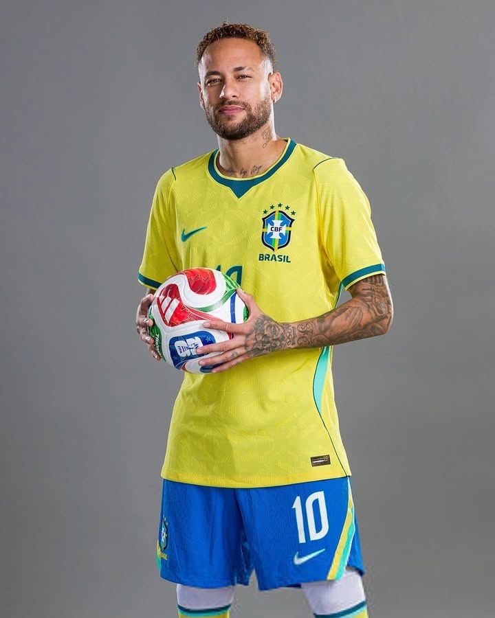 【Pic】内马尔  巴西🇧🇷10号 内马尔 