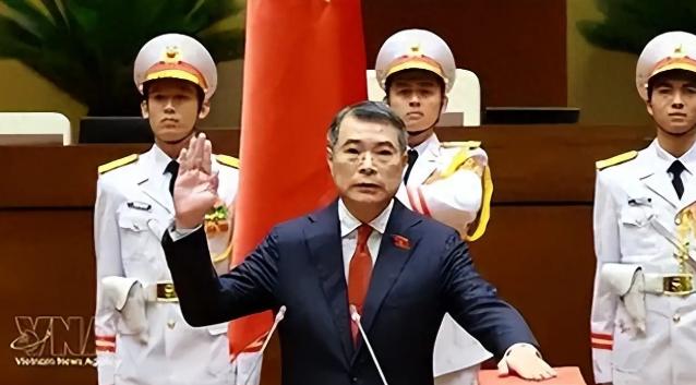 越南“少壮派”总理，盯上中国的核心技术！
 
我能清晰看出越南当下的发展野心，不
