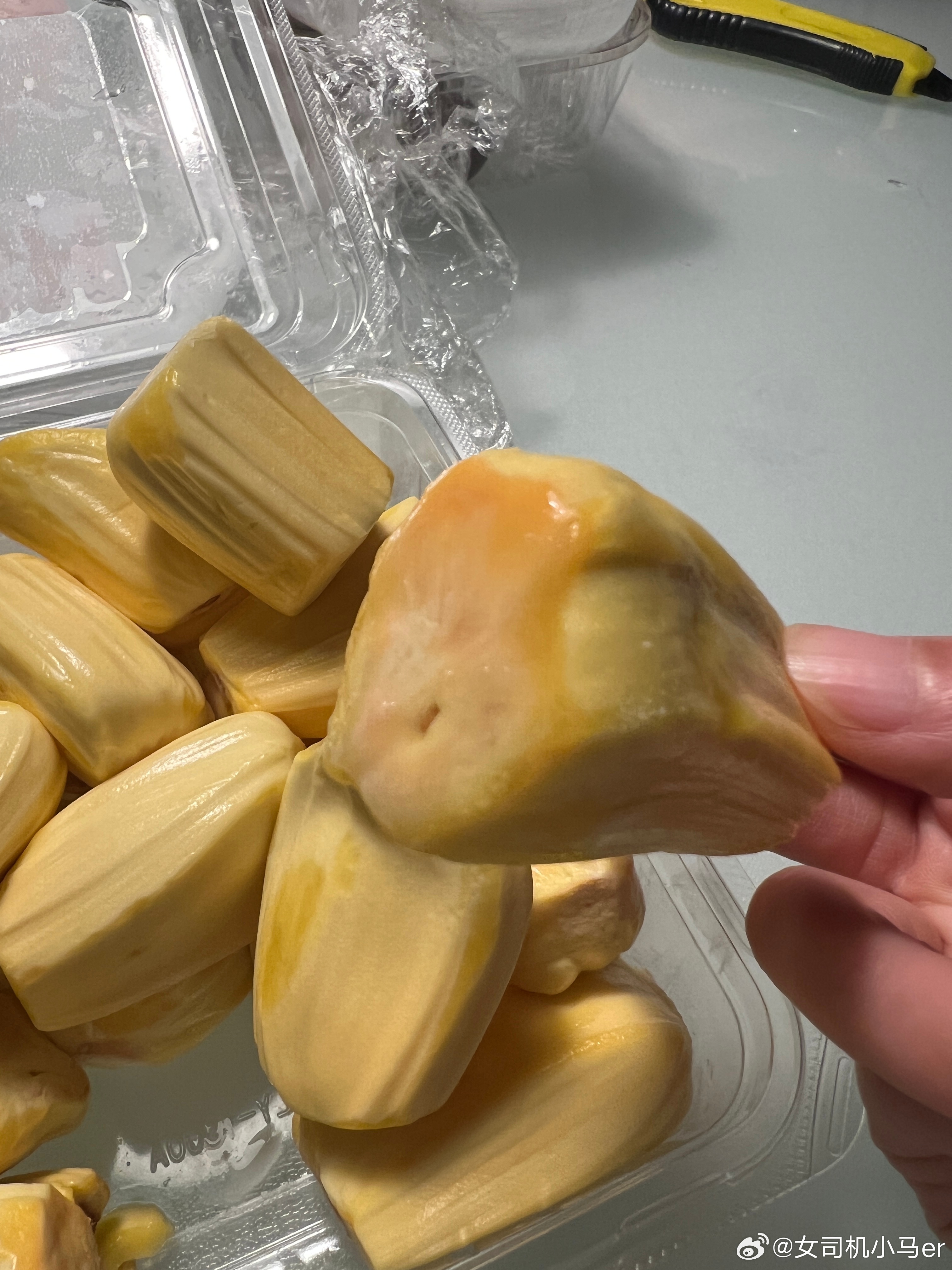 大家上午坏昨天买到果蔬好变质水果的后续：1，负责人不赔偿退一罚三，而是多次沟通要