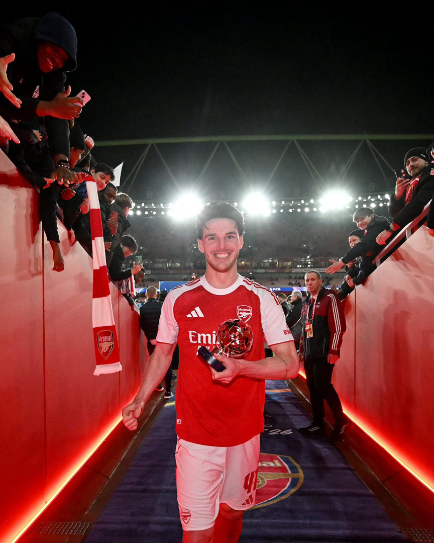 阳光开朗大男孩 