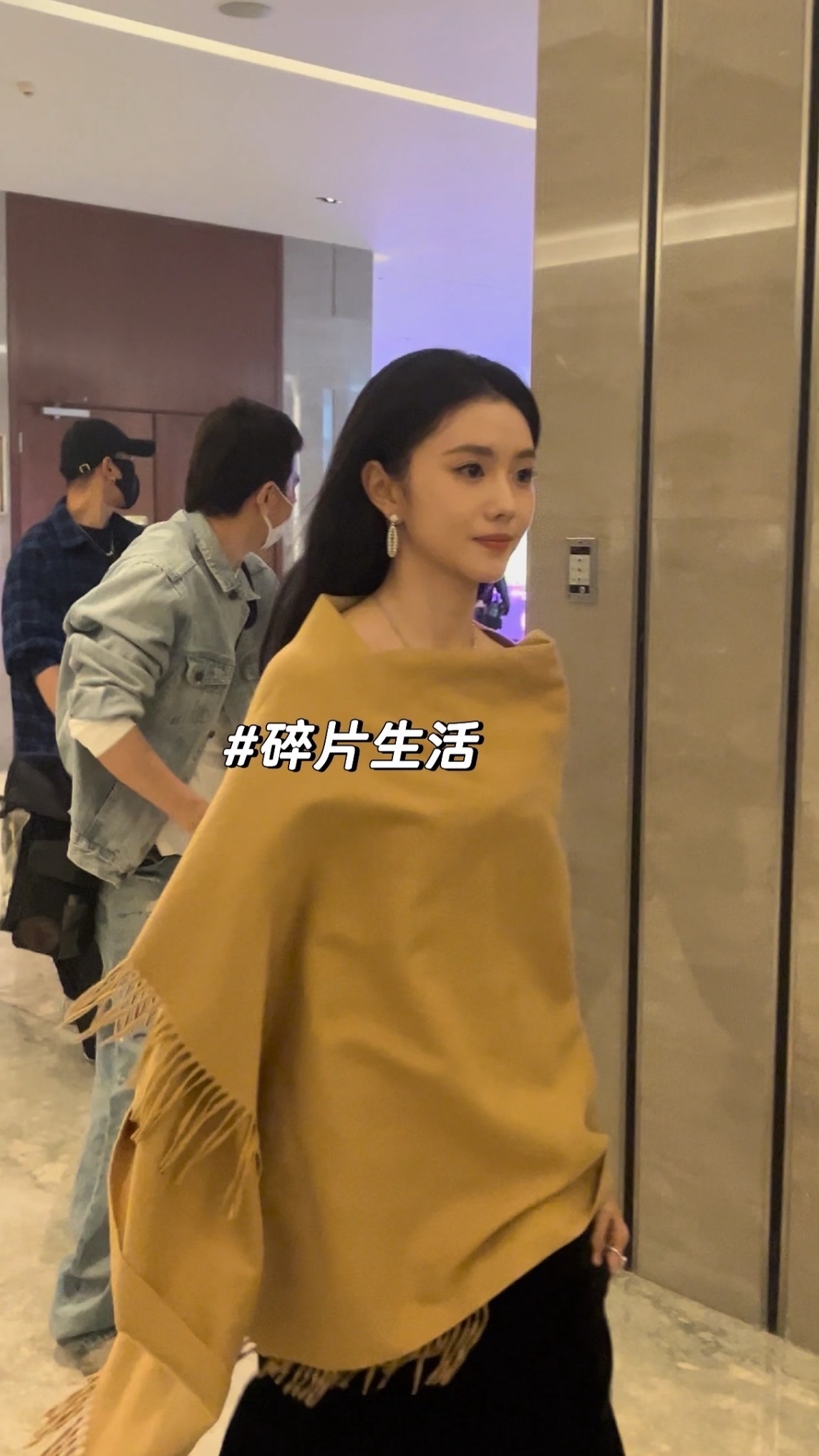 存儿美晕所有人刘浩存北影节上班刘浩存现身北影节