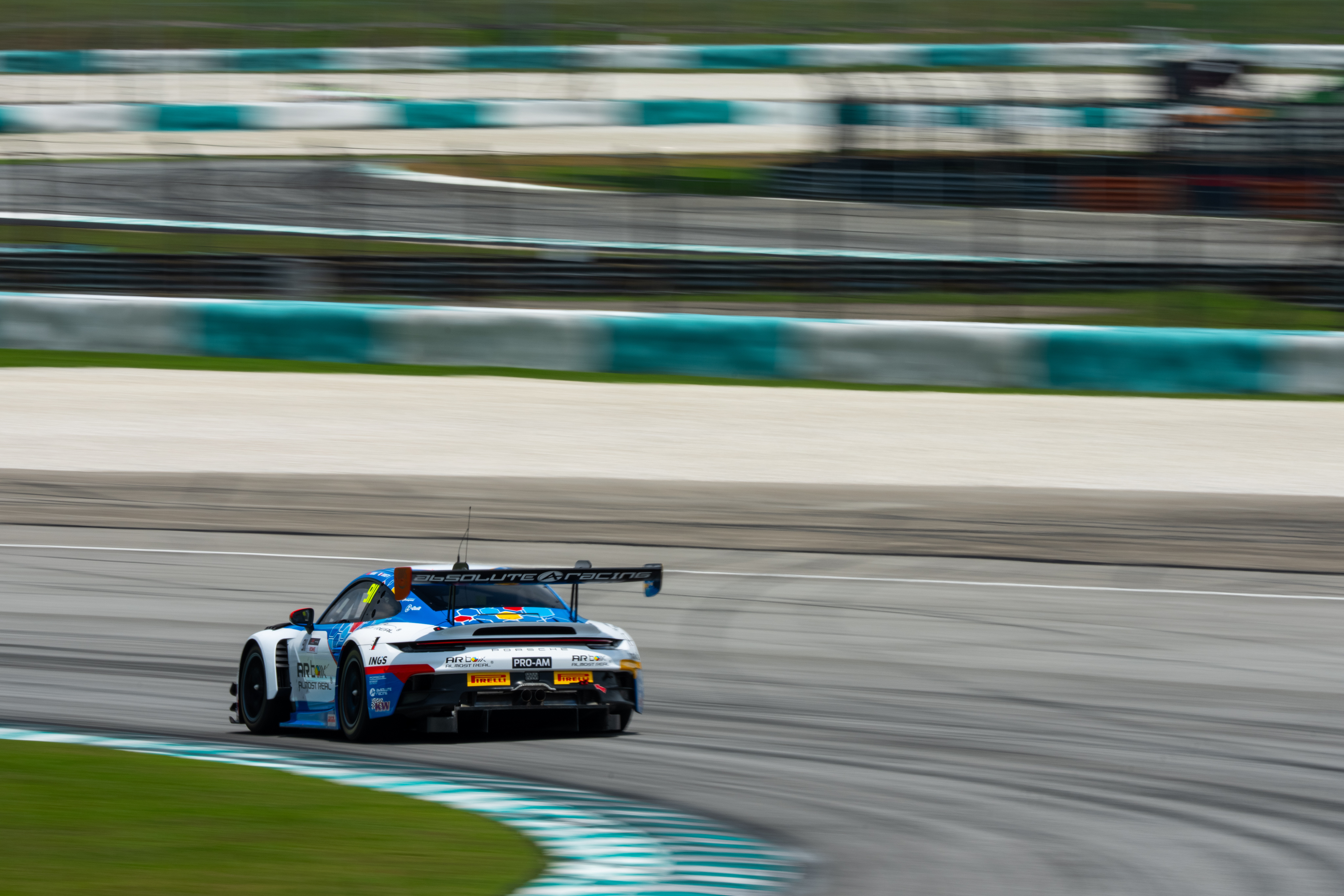 【最近消息】ARbox赞助的Absolute绝对车队911号赛车，在刚刚结束的G