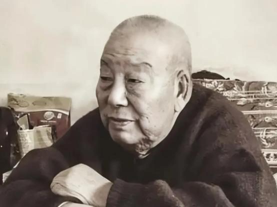 1951年5月，已经饿了3天的唐满洋，趁着夜色率部爬上了美军580.7高地，却发