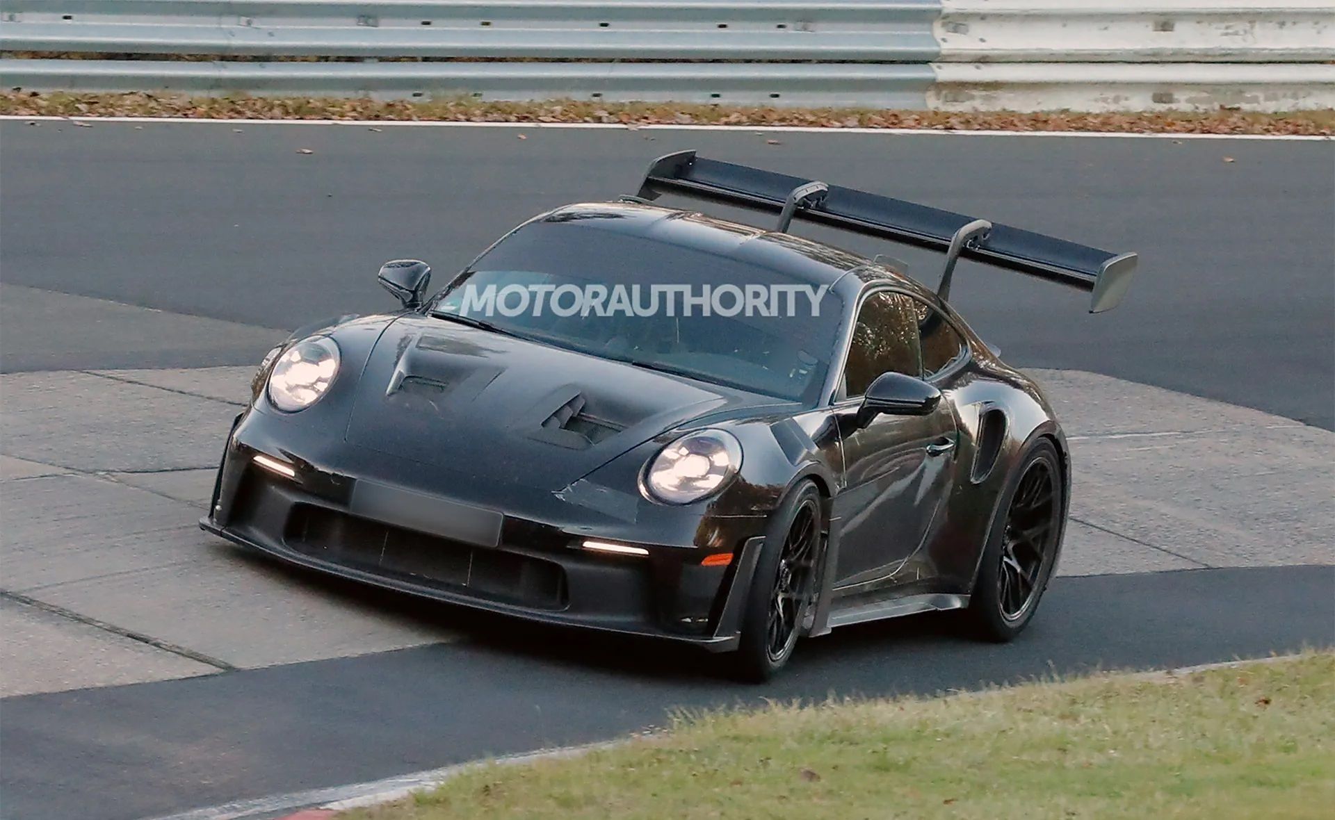 保时捷911GT3 RS  真帅啊。普通911是Dream car，这是做梦都梦