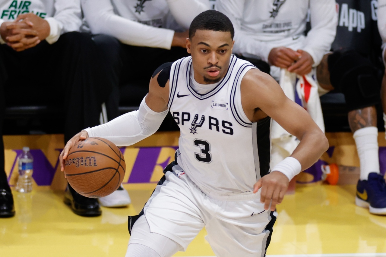 #凯尔登约翰逊代表马刺出战400场#马刺￼球员凯尔登·约翰逊￼明天将迎来代表马刺