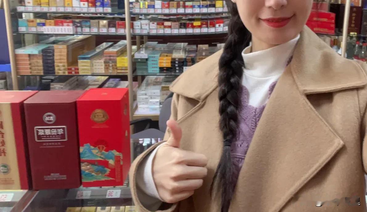 39岁的女寡妇分享烟酒店创业经历，逆风翻盘，开业10天1个顾客也没有，第15天竟