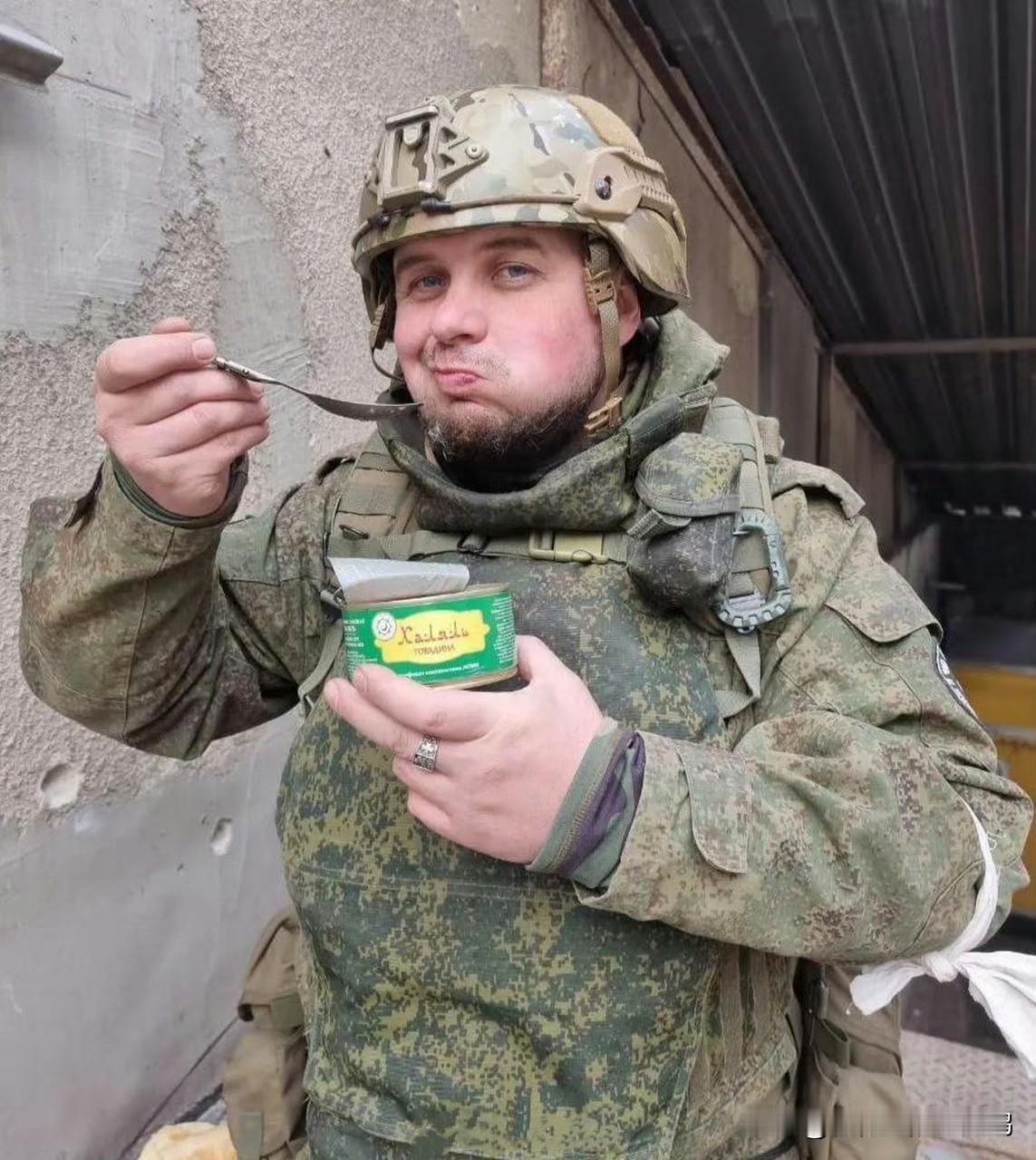 自2014年以来在顿巴斯地区以及2022年以来在特别军事行动区域殉职的新闻工作者