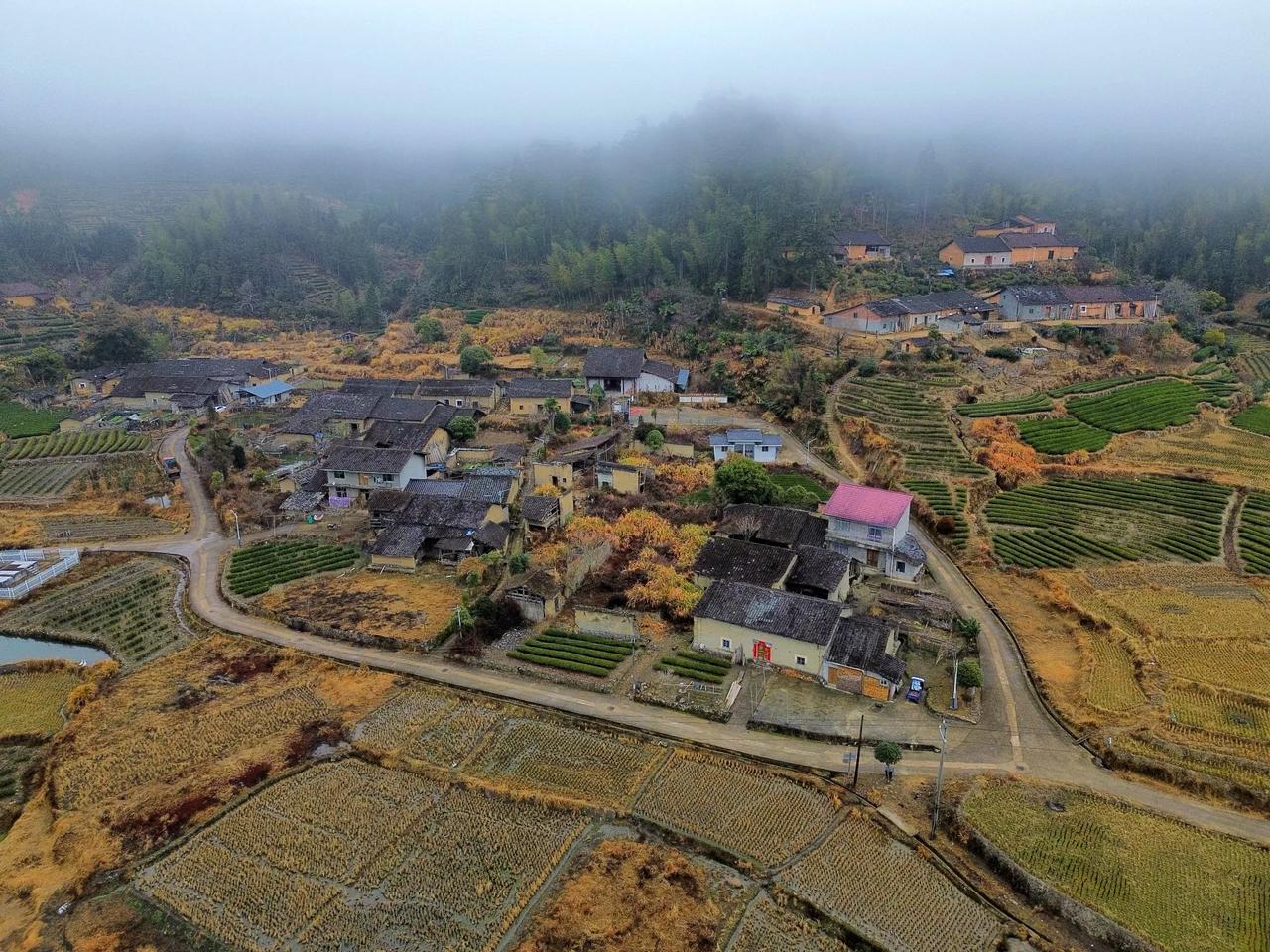 武夷山市上梅乡地尾村寺门自然村，既是福建第二批省级传统村落，也是中国第五批传统古