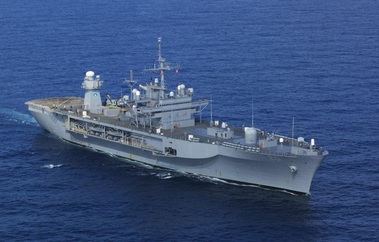 特朗普 向伊朗派遣了一支庞大的舰队：海上封锁已经开始目前，该地区有一支由15艘舰