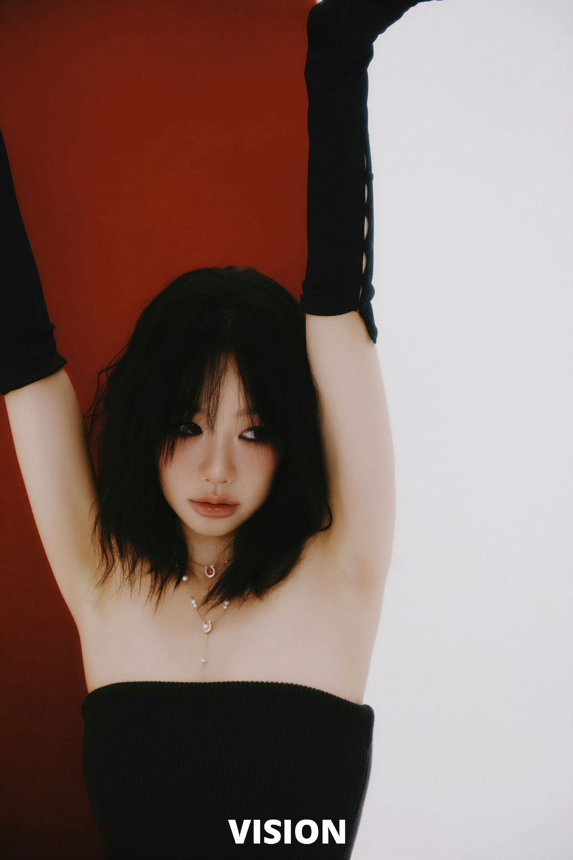 徐梦洁青年视觉封面摄影：ELL（S.A.Y) 