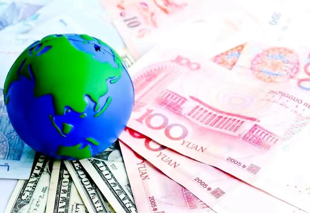 俄罗斯最新央行报告显示，人民币在俄外汇市场上的份额已达99.6%。

这是俄罗斯