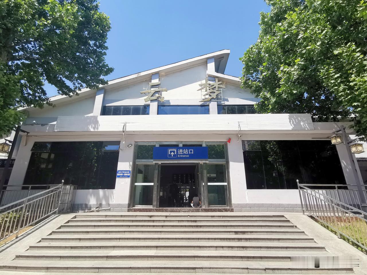 绿皮车从回忆变成了现实！

自从有了动车、高铁以后，我就没有坐过绿皮车了，因为我