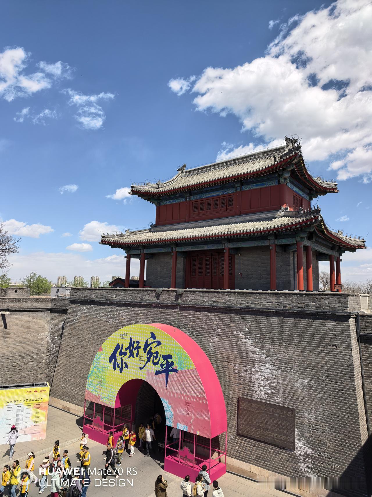 券商的赚钱能力太强了！

1.中信证券，2025年净赚300.76亿元，平均每天