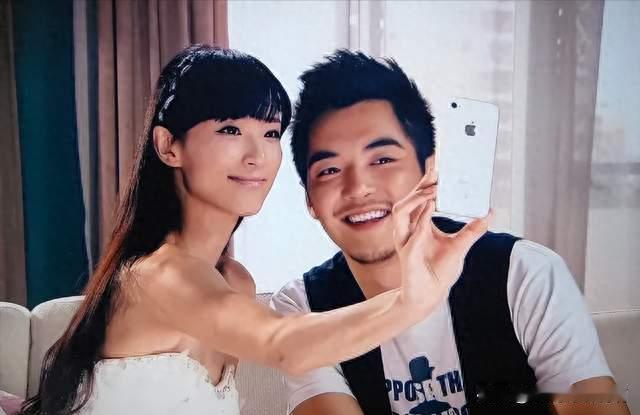 《爱情公寓》婉瑜和展博在一起，她家里为什么不反对啊？