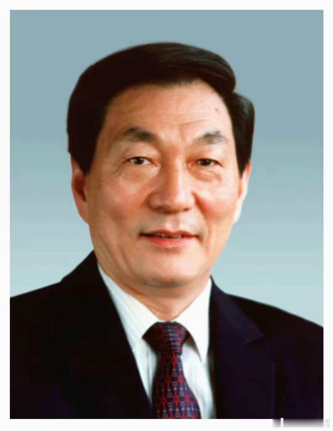 惊闻原国务院总理朱老去世，如晴天霹雳……恍惚了好一阵子！朱老做为第三代领导集体重