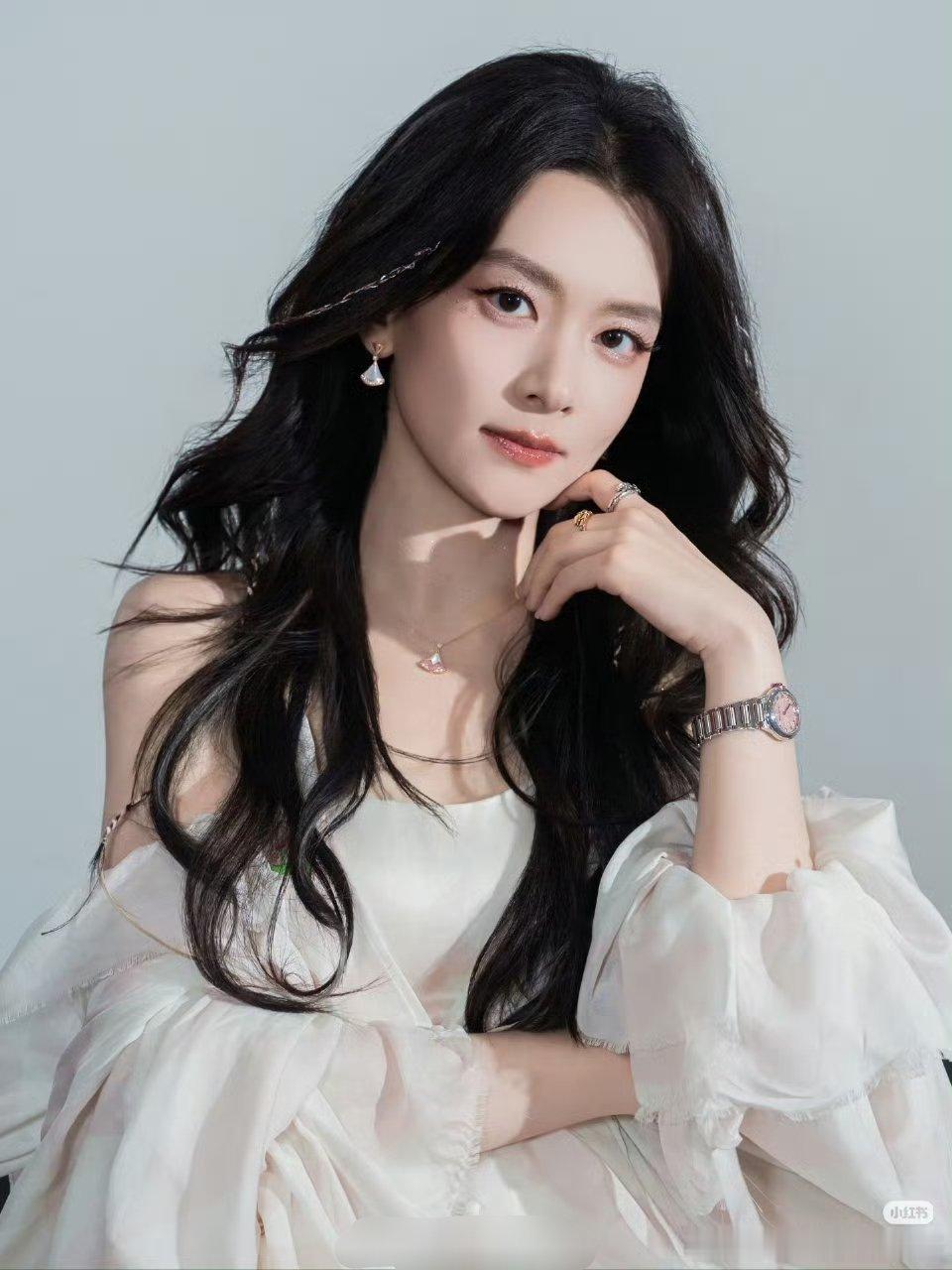 陈昊宇，孟子义，陈都灵，郭晓婷同品牌推广大片 ​​​