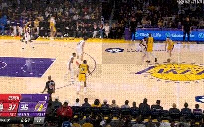 艾顿面对杨瀚森，招牌挡拆中距离开拓者vs湖人 ​​​