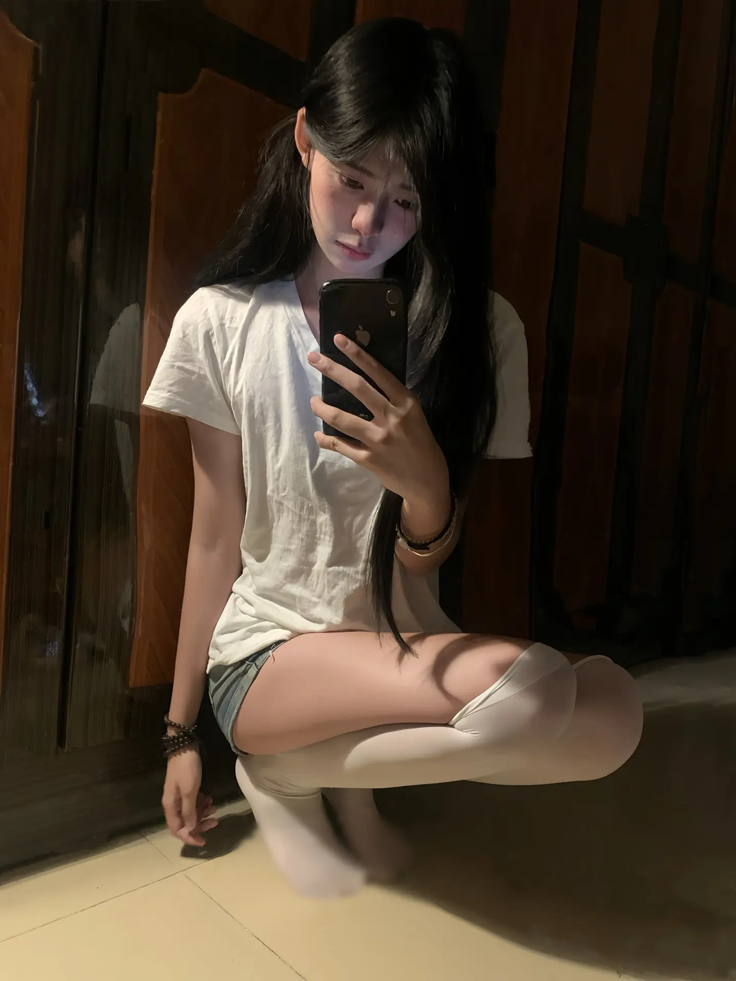 我吻过你的眼角 那是最小的海