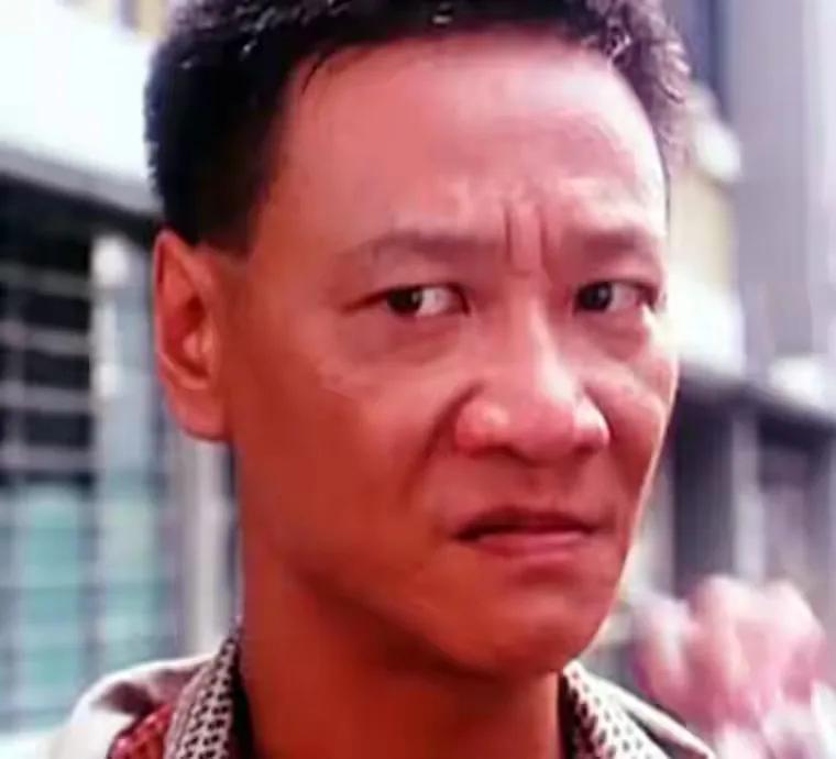 经纪人回忆何家驹！只是外表凶悍，私下人很好
作为香港影坛“四大恶人”之首的何家驹